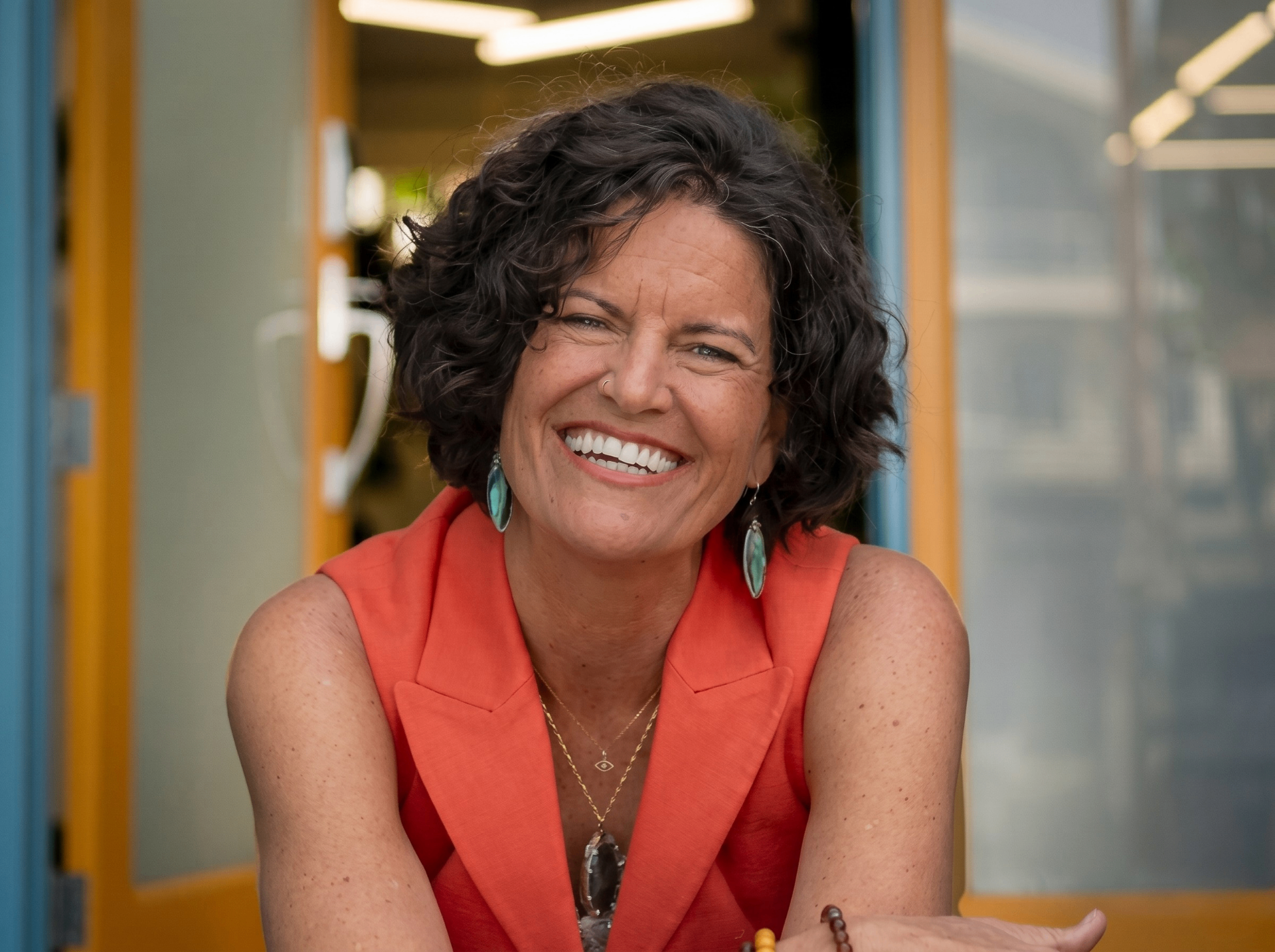 Dr. Mindy Pelz